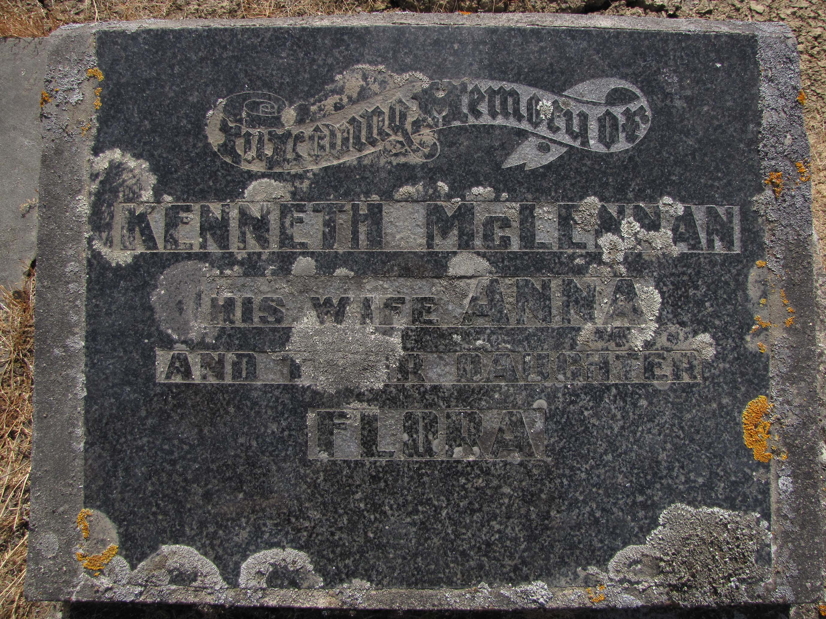 Photo of headstones/Kenneth McLennan d1930 hdstn East Taieri w Anna & Flora_